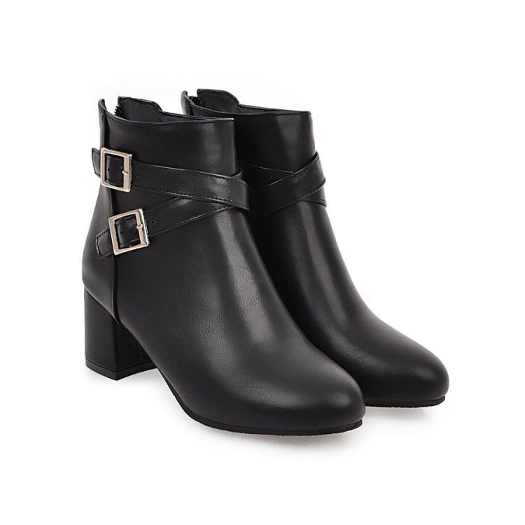 2026 Autumn Winter New Foreign Trade For Women College Style Short Sizes 31-45 Martin Boots Trendy 826_vogvips.com