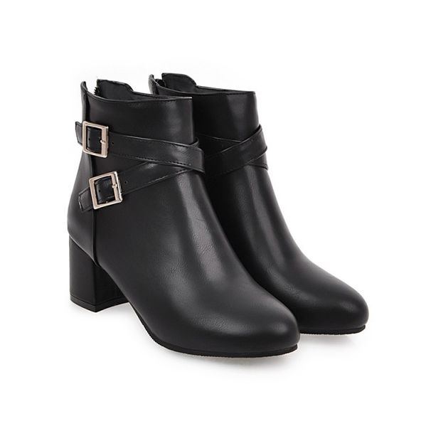 2026 Autumn Winter New Foreign Trade For Women College Style Short Sizes 31-45 Martin Boots Trendy 826_vogvips.com