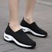 Women's Comfortable Walking Shoes - Breathable Mesh Slip-On Sneakers With Thick Cushioned Sole For Middle-Aged Women_vogvips.com