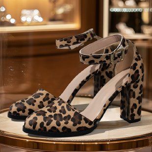 Women's Plus Size Leopard Print Open Instep Belt Buckle Block Heel Closed Toe Comfortable Flat Sandals European American Fashion_vogvips.com