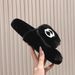 Xiaoxiangfeng Schoolbag Buckle Fluffy Slippers Women's 2025 Autumn And Winter New Lamb Velcro Warm Fashion Thick-soled Slippers_vogvips.com