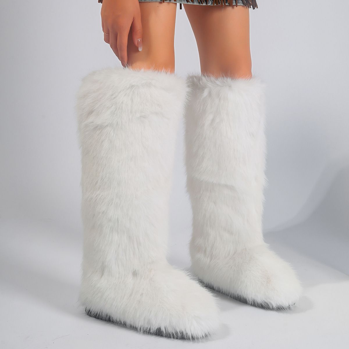Women's Knee-High Faux Fur Snow Boots – Winter Warm Y2K Style High Boots With Fringe Detail_vogvips.com
