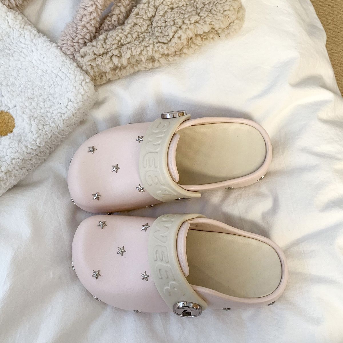High-End Women's Studded Slip-On Sandals With Thick Soles For Summer Commuting And Everyday Wear_vogvips.com