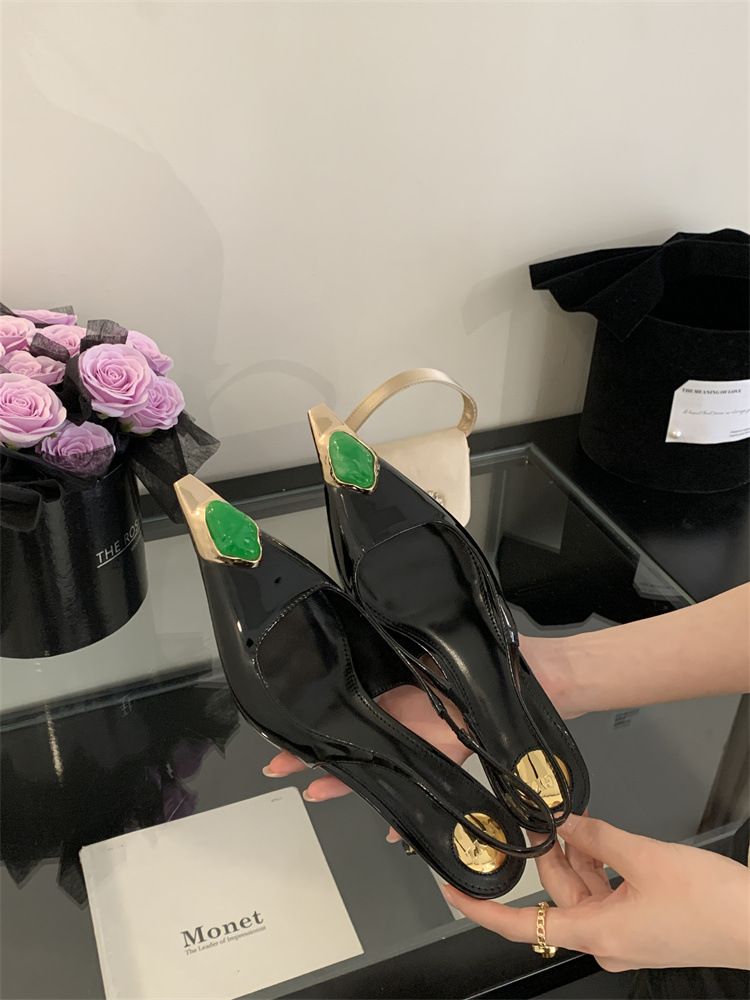 One Buckle High Heels Ladies 2025 Spring Fashion Show New Metallic Luster Patent Leather No Back Heel Fine High Heeled Sandals Fashion Exquisite_vogvips.com