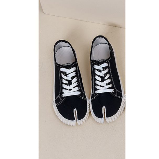 2026 Style Toe Split Biscuit Spring And Autumn New Lace-up Flat Casual Canvas Women Pig Hoof Shoes_vogvips.com
