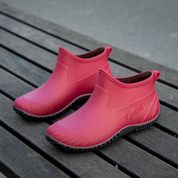 German Wear-resistant Construction Site Kitchen Work Stylish Women's Rain Boots, All-season Short-tube Lightweight_vogvips.com