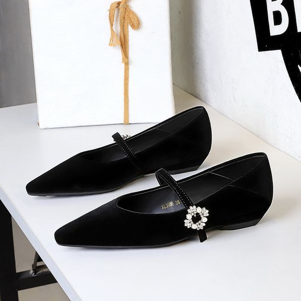 3686-K207 French Hepburn-style Commuting Shoes, Versatile Mary Jane With Rhinestone Buckle, Pointed Toe Single Shoes For_vogvips.com