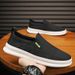 Fashion Mens Shoes Canvas Shoe Summer Fashion Lightweight Flat Slip On Breathable Casual Shoes Outdoor Sports Shoes Man Chaussure Hommes_vogvips.com