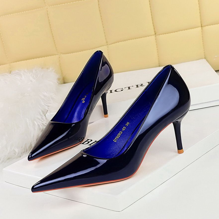 Patent Leather High Heels Women's Shoes Thin Heels Shallow Mouth Pointed Commuter High Heels Single Shoes_vogvips.com