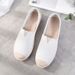 2025 Low Top Casual Single Old Beijing Cloth Female Mom Soft Sole Canvas Student Little White Shoes_vogvips.com