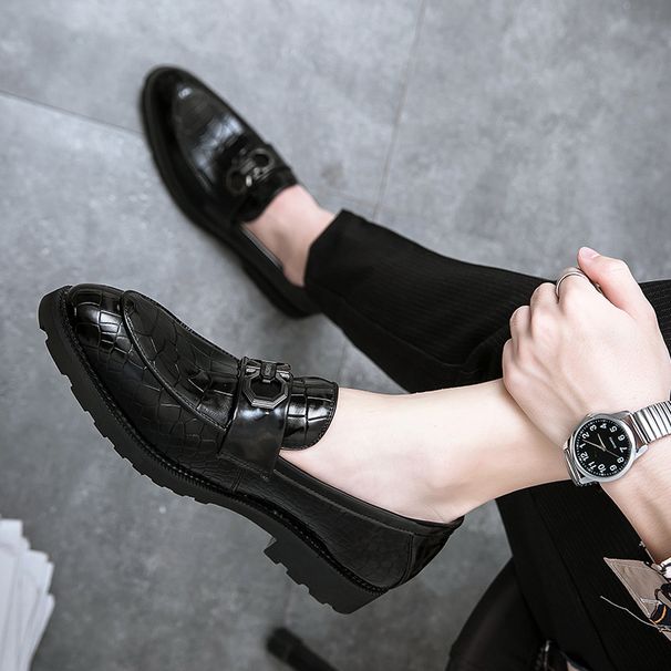 Euro Step Summer New Pointed Toe Leather For Men Versatile Lazy Hairstylist Casual Height Increasing Slip-On Loafers Men's Shoes_vogvips.com