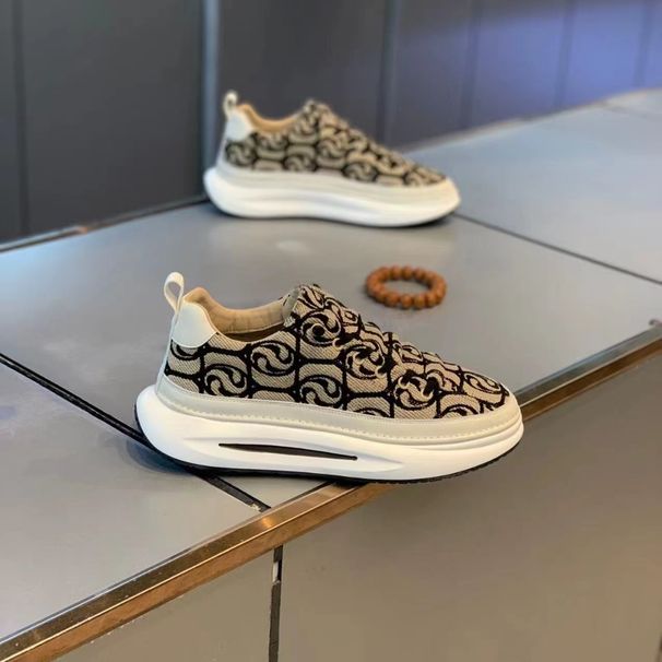 Push On Fashion Men's Shoes Spring 2024 New Breathable Cloth Surface Versatile Lightweight Casual Shoes_vogvips.com