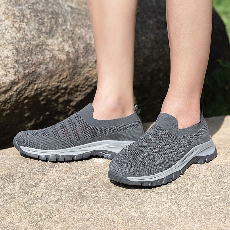 Summer Elderly Women's Middle Aged Walking Men's Hollow Out One Step Breathable Sports Shoes Large Size_vogvips.com