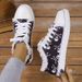 2026 New Women's Large Flat Graffiti Canvas Shoes European And American Ethnic Style Lazy Canvas Shoes Lightweight And Durable Board Shoes_vogvips.com