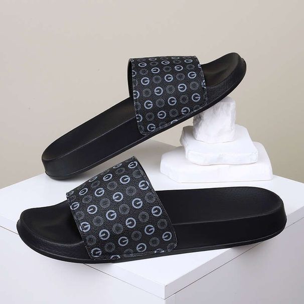 Designer Women Sandals Men Casual Lightweight Waterproof Pool Slippers Shock Absorption Slip Women's Slides Luxury Shoes_vogvips.com