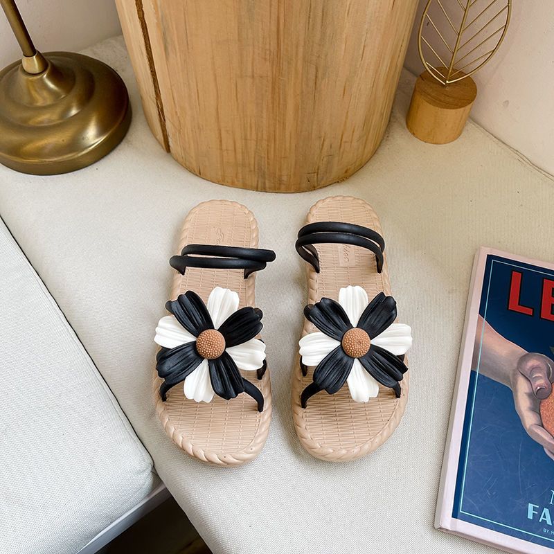 2025 New Women's Summer Outdoor Roman Style Sandals Korean Fashion Ins Trend Beach Slippers_vogvips.com