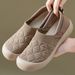 Women's Spring New Slip-On Old Beijing Cloth Lightweight Flat Soft Sole Comfortable Versatile Mom Shoes_vogvips.com