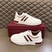 2025 New Men's Genuine Leather Thick Sole Lightweight Striped Non-Slip Casual Sneakers Versatile Board Shoes_vogvips.com