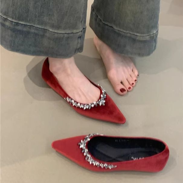 Temperament Rhinestone Pointed Single Shoes Women's French Sweet Velvet Red Light Mouth Soft Sole Evening Shoes_vogvips.com