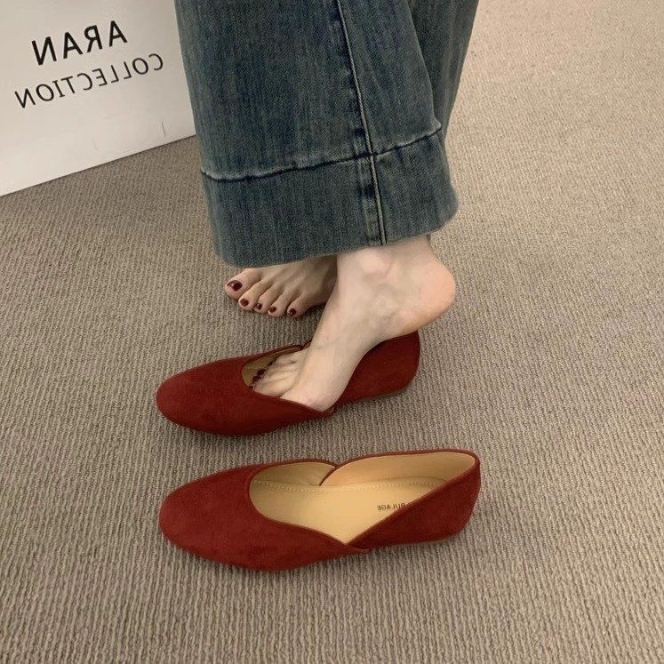 Small Single 2025 New Spring Round Toe Soft Sole Shallow Mouth Gentle Flat Bottom Grandma Scoop Casual Bean Shoes_vogvips.com