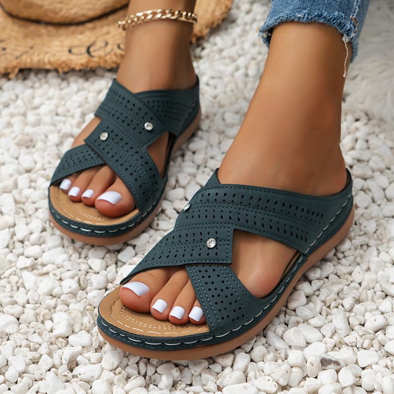 New Casual Round Head Cross With Hollowed-out High Heels Women's Wedge Slippers_vogvips.com